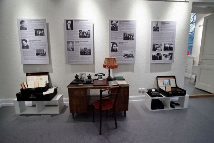 Два века истории Герценовского университета представили на экспозиции в Открытом кампусе