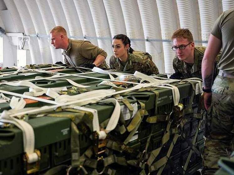 Шмыгаль: США и НАТО запускают быструю схему поставок оружия Украине