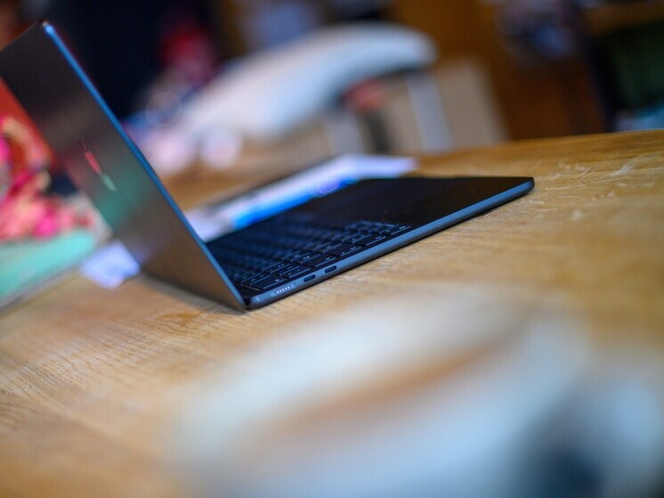 Количество свободных вакансий в Петербурге резко сократилось