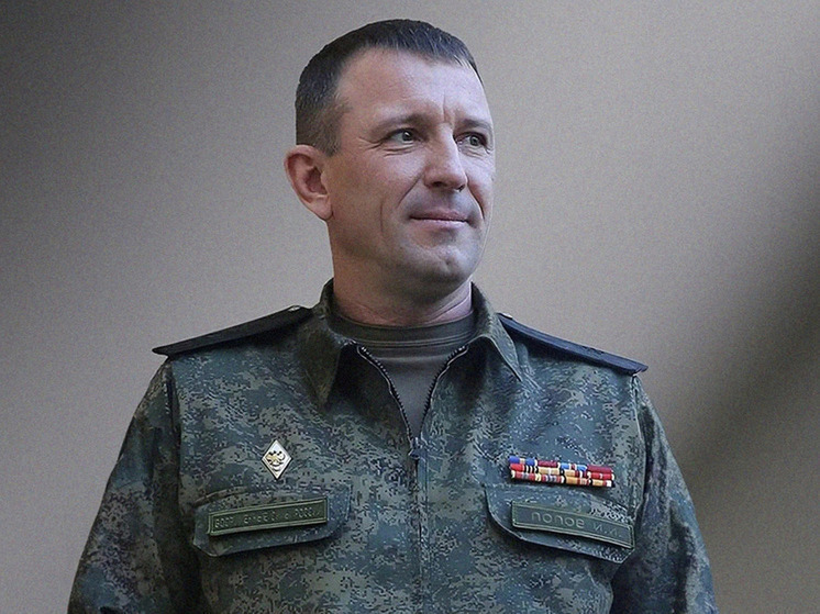 Песков назвал прерогативой региона награждение осужденного экс-генерала Попова