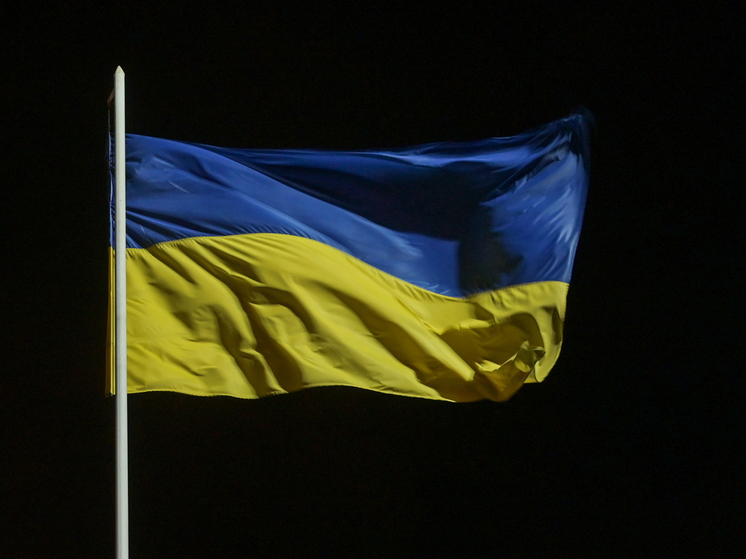 "Страна": в политических кругах Украины много сторонников мирного урегулирования