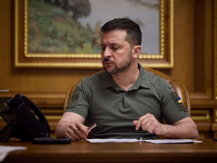 Зеленский потребовал от Запада действий после ночного удара по Украине