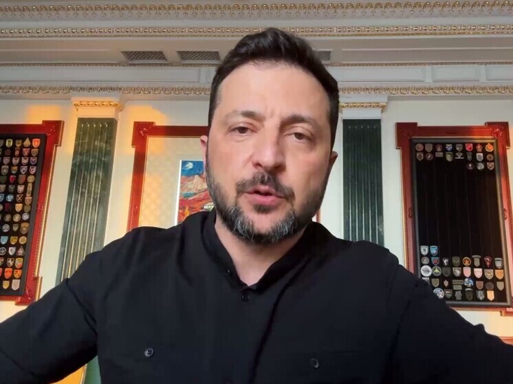 Зеленский начал терять контроль над властью, откатив закон о НАБУ