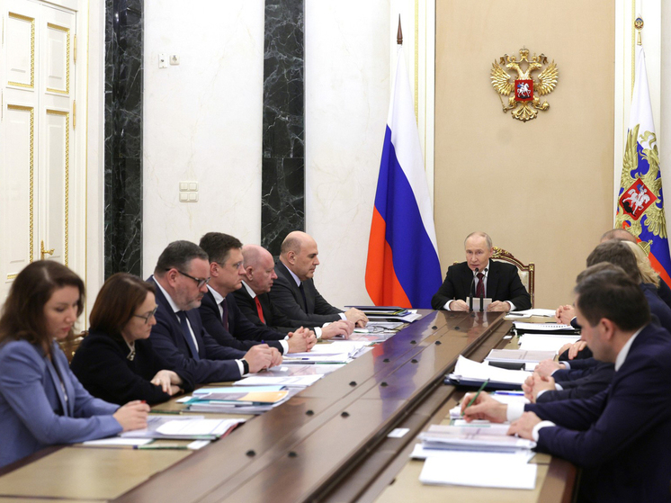 С 2026 года для семей с двумя и более детьми вводятся семейные выплаты