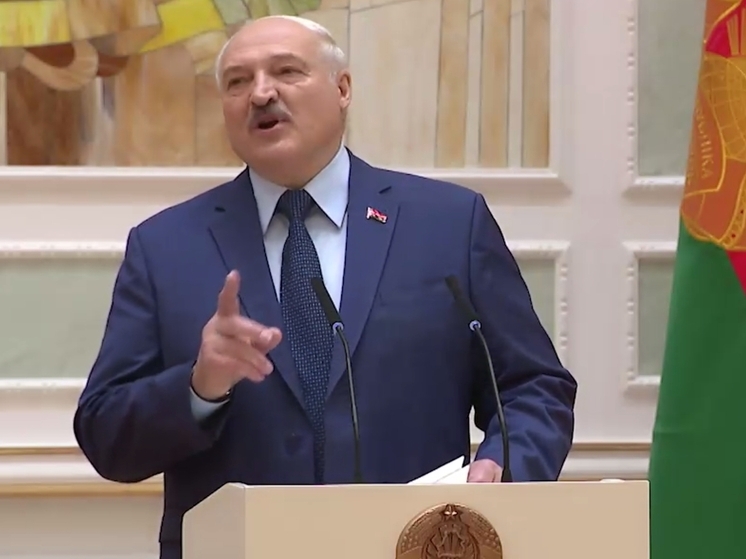 Лукашенко посоветовал Зеленскому договариваться и действовать быстро