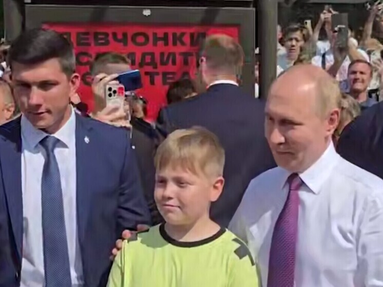 Путин пообщался с жителями Санкт-Петербурга