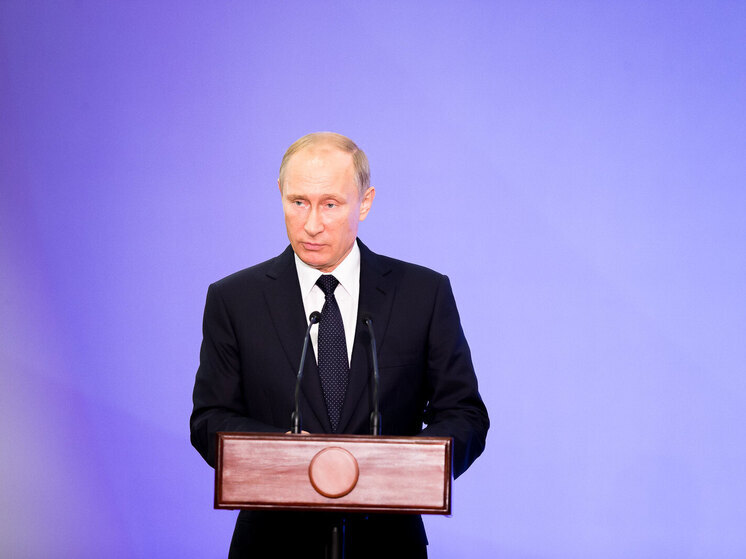 Путин призвал решительно защищать суверенитет России и традиционные ценности