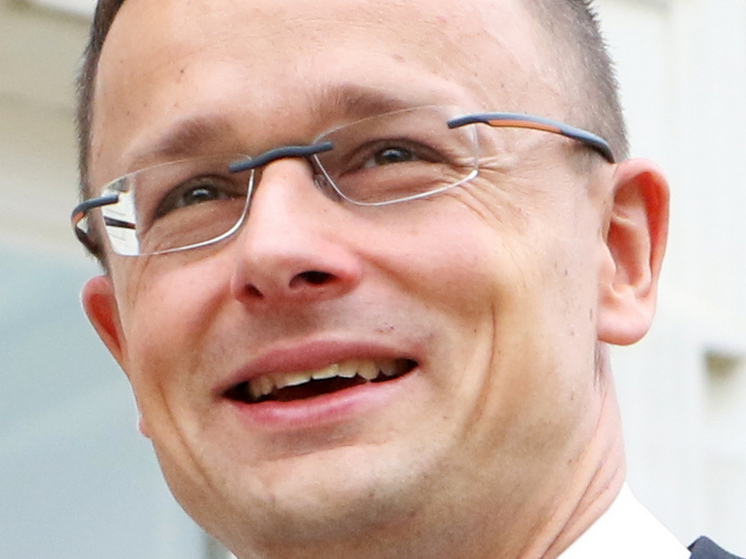 Сийярто: Трамп - единственная надежда на мир на Украине