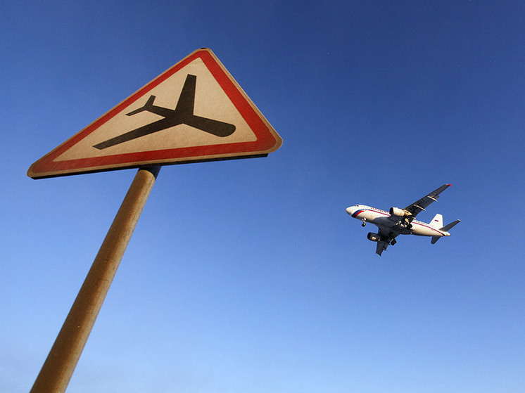 Аэропорты Саратова, Тамбова и Волгограда приостановили вылеты и прилеты