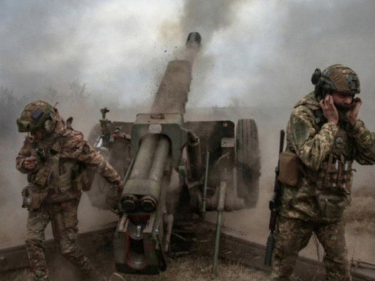 Минобороны: бронетехника ВСУ пошла на прорыв к окруженным украинским бойцам