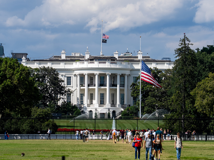 Bloomberg: советник Трампа назвал конфликт на Украине «войной Моди» из-за нефти