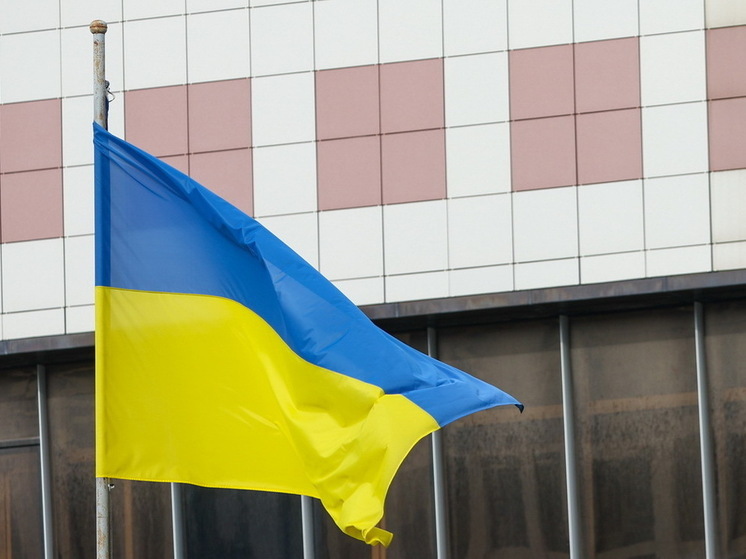На Майдане в Киеве начались выступления против ограничений для военнослужащих
