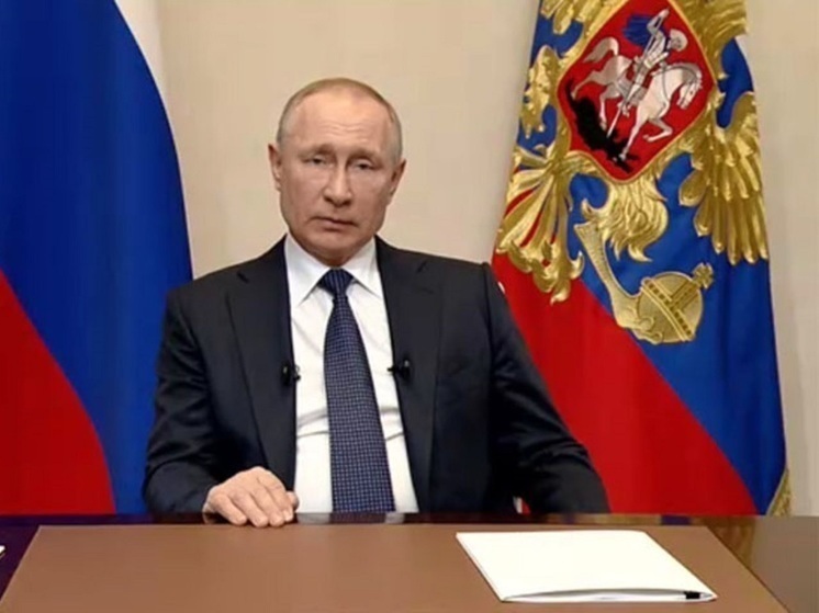 Глава МИД Польши Сикорский указал, что Путин повторяет путь Брежнева