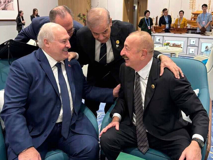 Журналистка Скабеева охарактеризовала фото смеющихся Лукашенко и Алиева