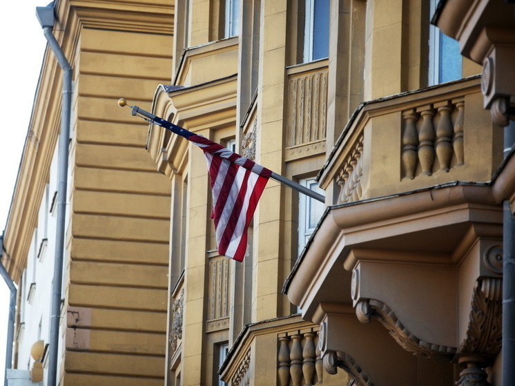 В США одобрили добровольную эвакуацию членов семей американских военнослужащих с Ближнего Востока